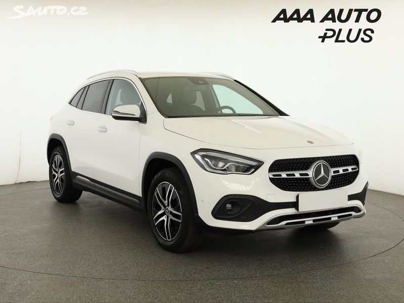 Mercedes-Benz GLA, 180 d, Automat, ČR,1.maj